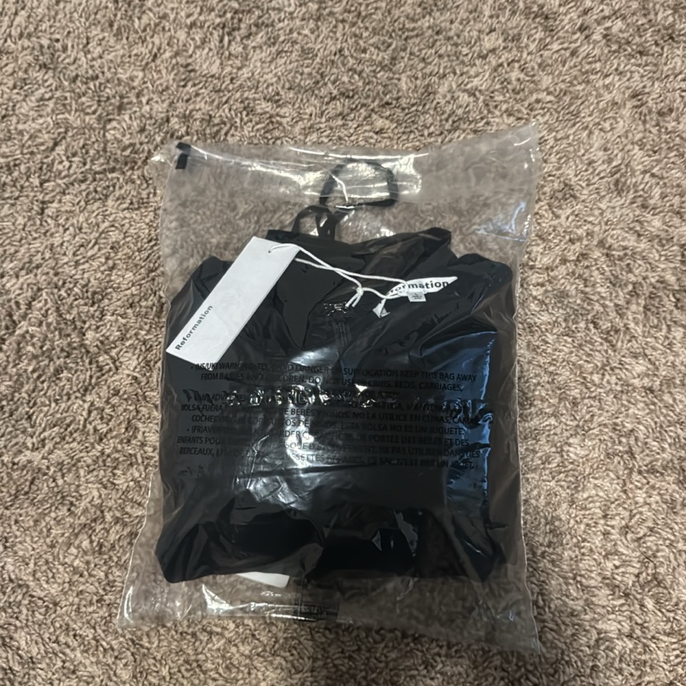 NWT - Reformation Winola Dress - Picture 4 of 5